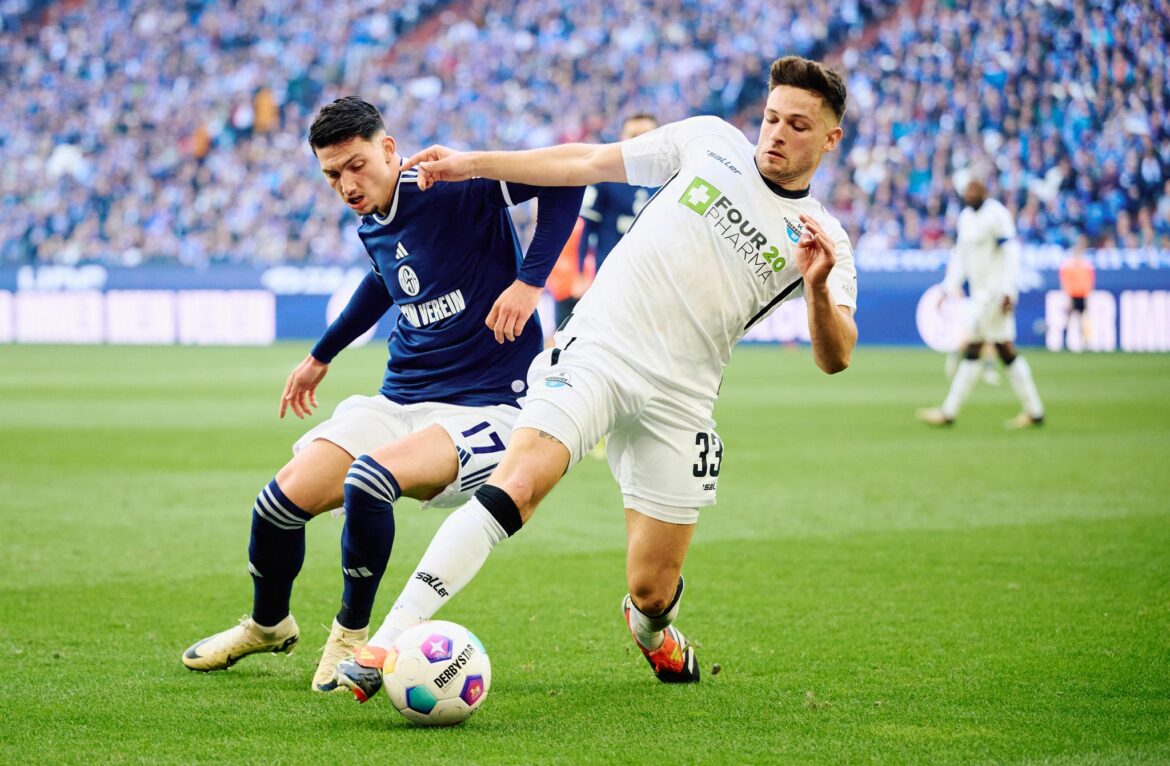 Schalke rettet einen Punkt in wildem Spiel gegen Paderborn
