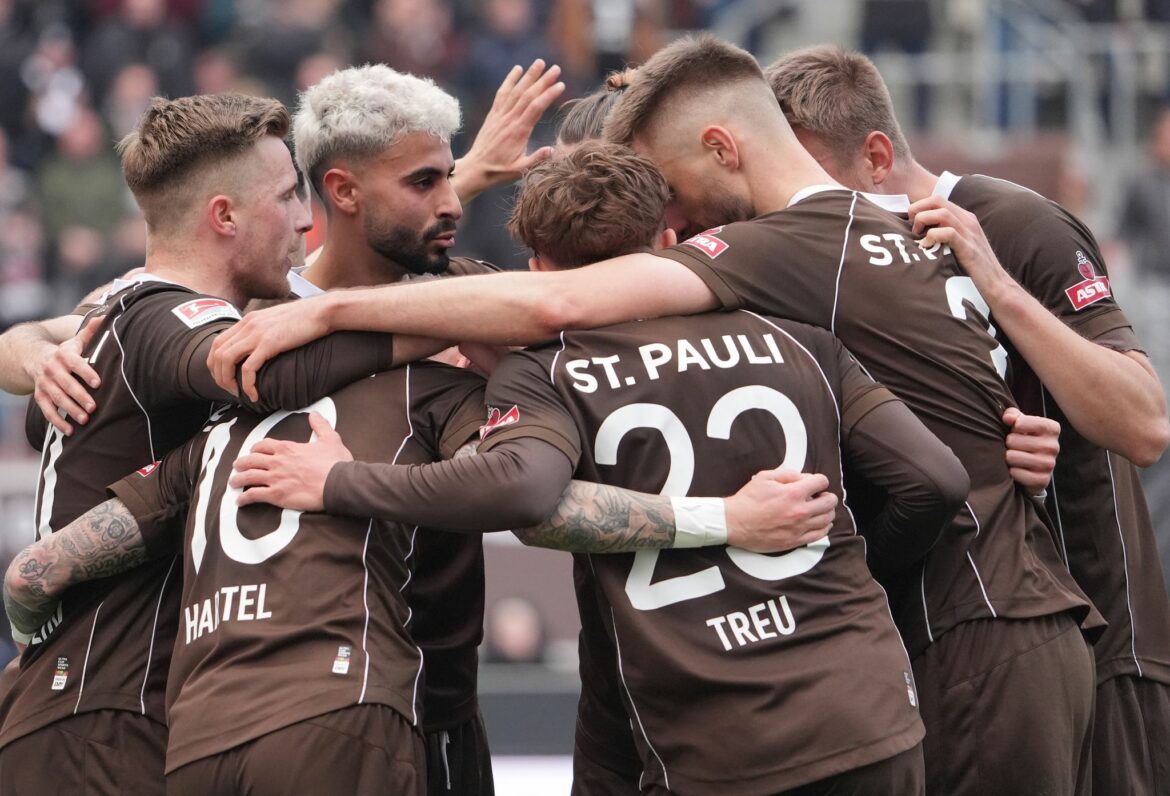 2:0 gegen Hertha: St. Pauli glänzt nach Trainer-Entscheidung