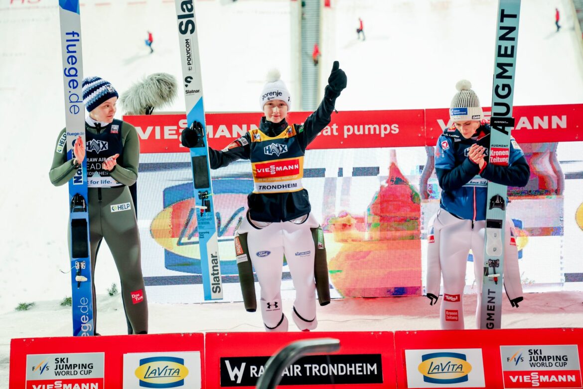 Katharina Schmid bei Weltcup in Trondheim Siebte