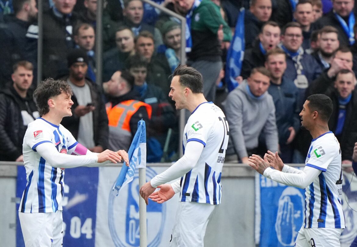 Turbulentes 5:2: Hertha siegt gegen Schalke