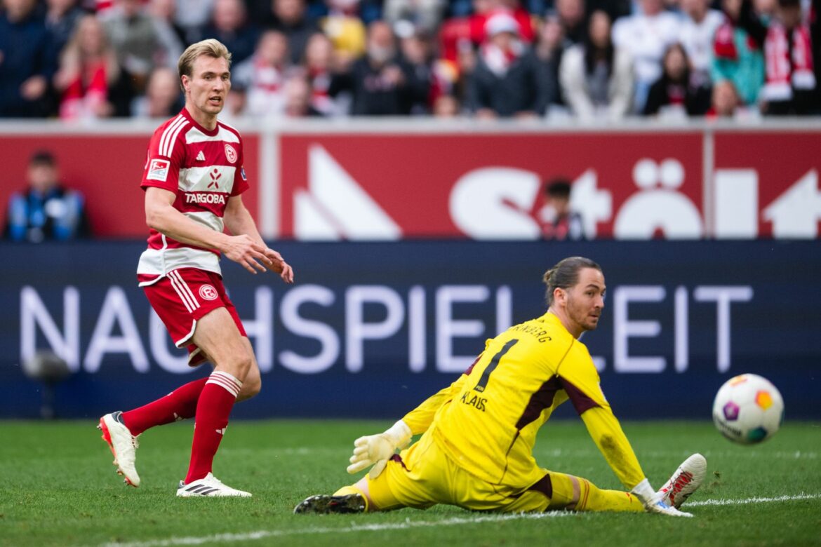 Fortuna Düsseldorf behauptet Vorsprung auf HSV