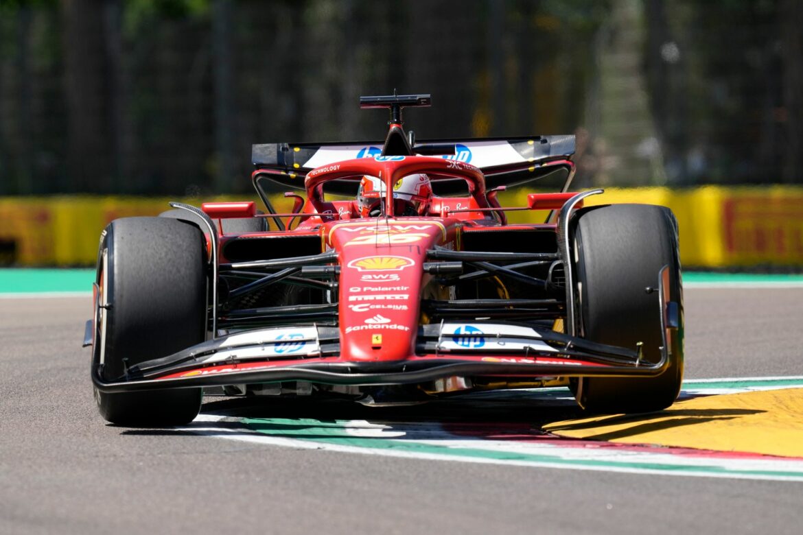 Leclerc gibt bei Ferrari-Heimspiel in Imola Tempo vor