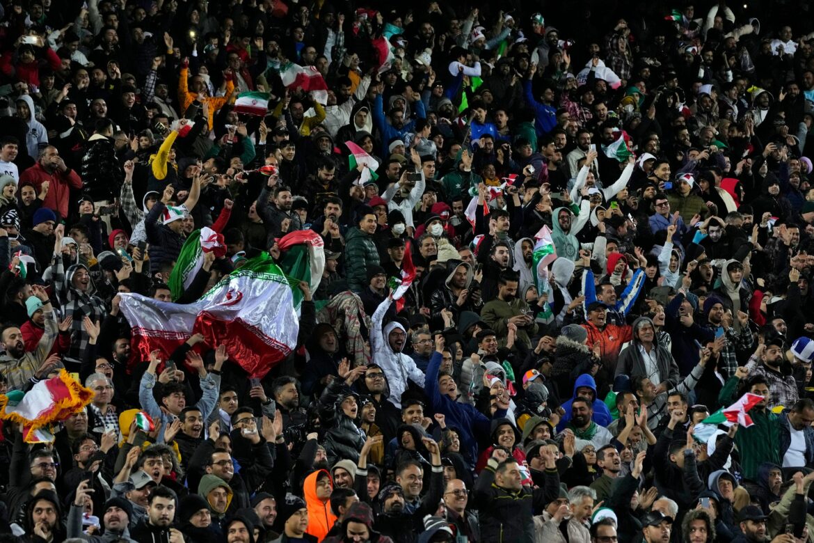 Nach WM-Qualifikation: Iran im Testspiel gegen Russland