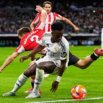 Real hält Meisterkampf offen: Tor in der Nachspielzeit